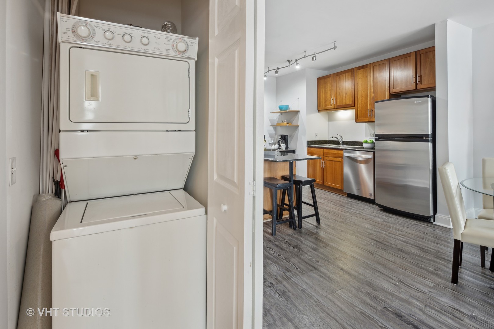 125 S Jefferson Street Unit: 1003