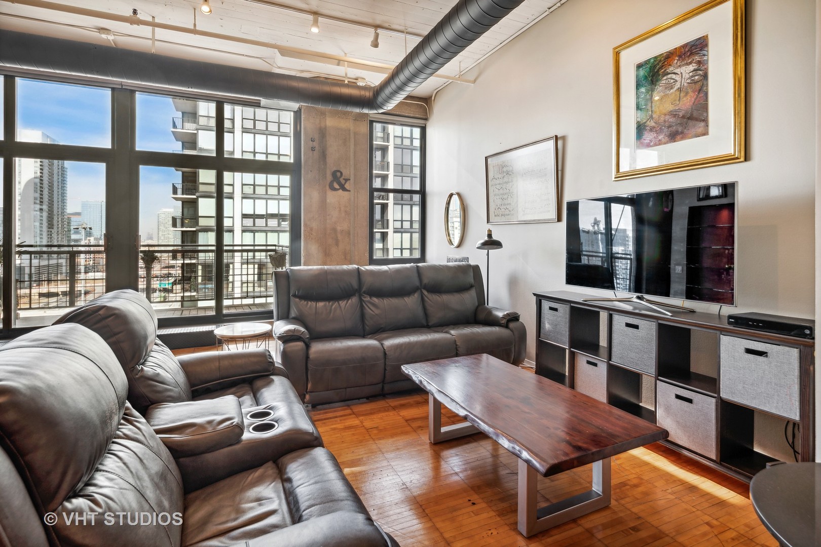 728 W Jackson Boulevard Unit: 1005