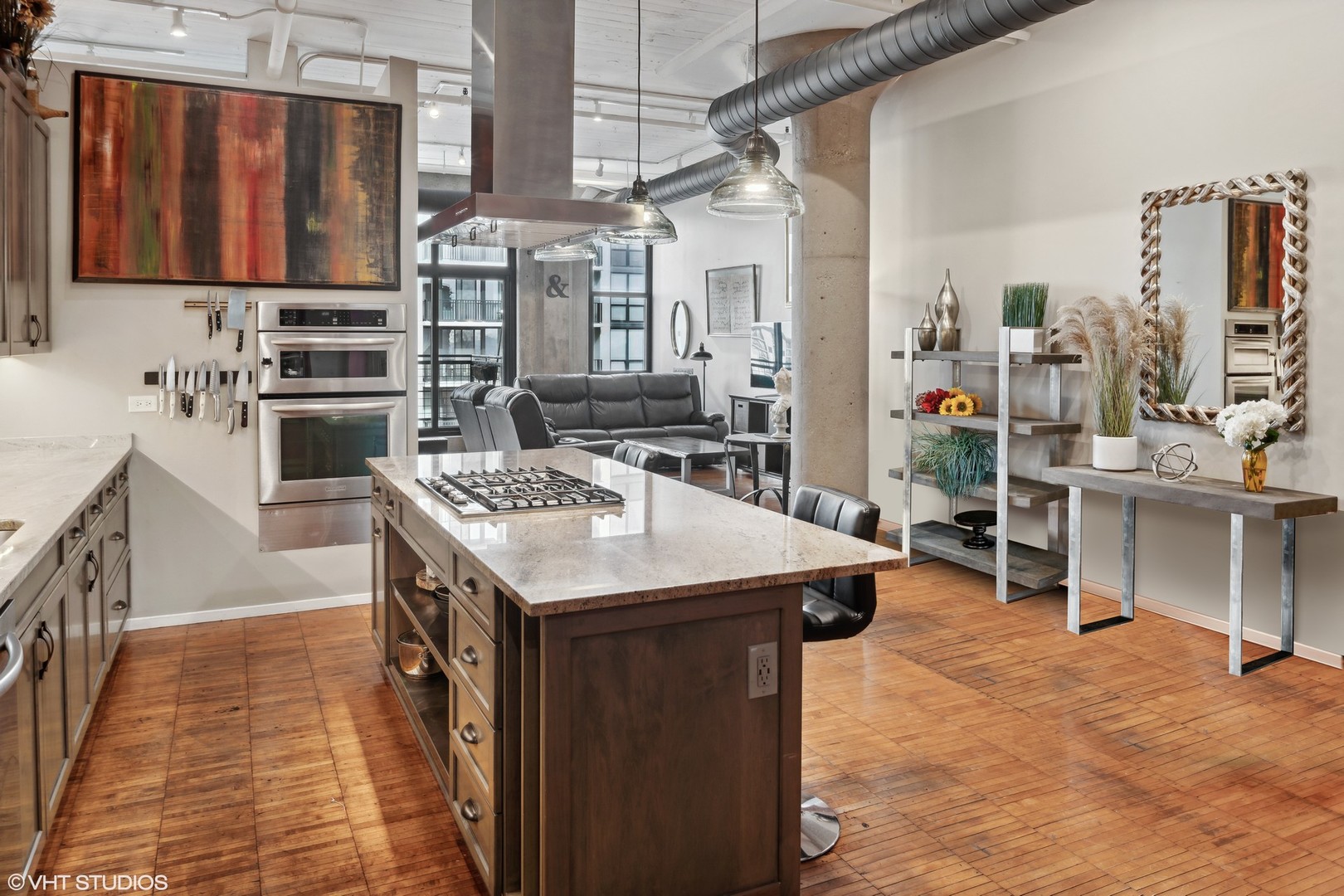 728 W Jackson Boulevard Unit: 1005