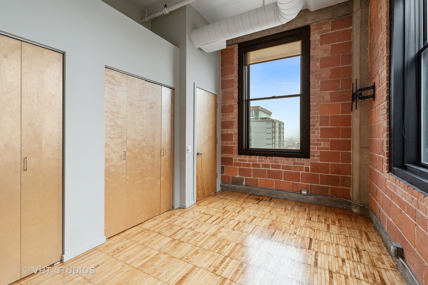 728 W Jackson Boulevard Unit: 914