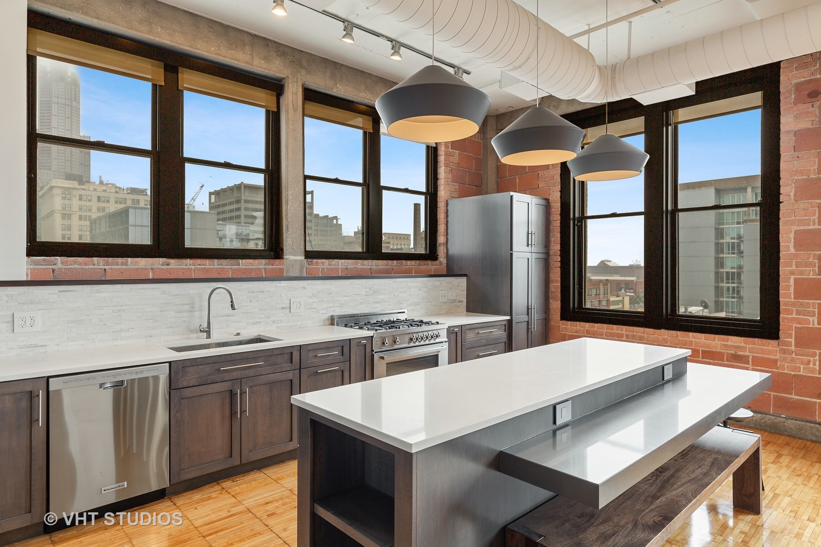 728 W Jackson Boulevard Unit: 914