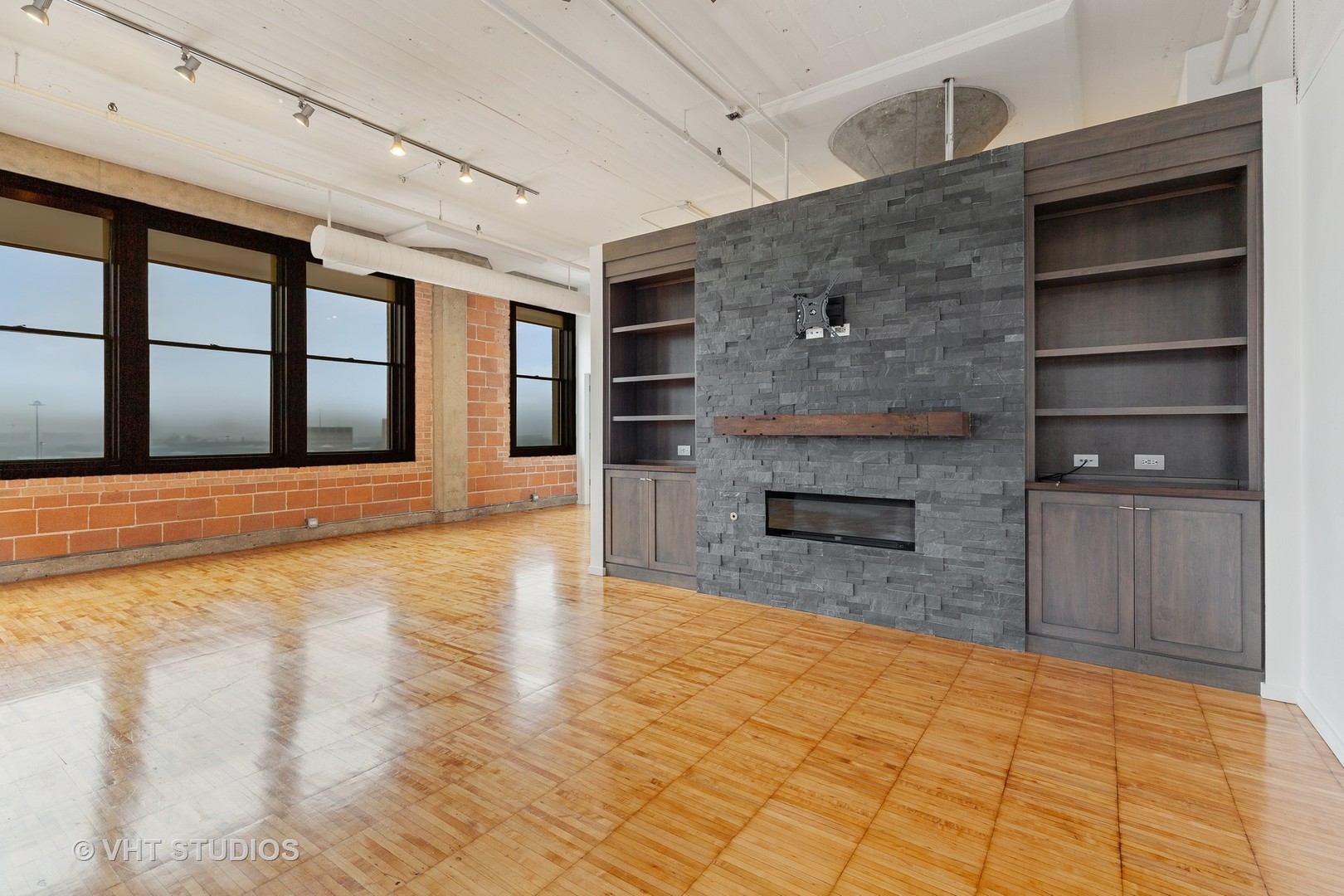 728 W Jackson Boulevard Unit: 914