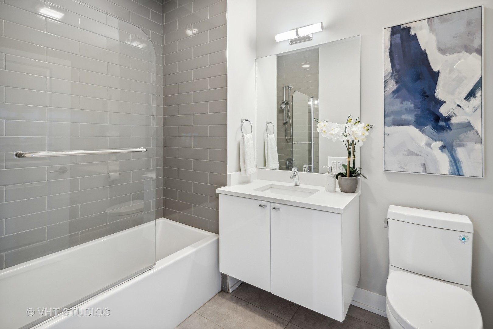 469 N Paulina Street Unit: 201