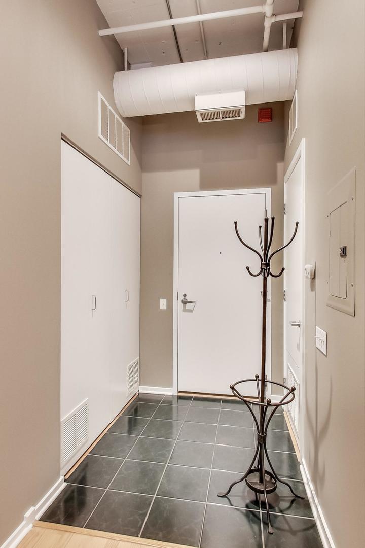 130 S Canal Street Unit: 213