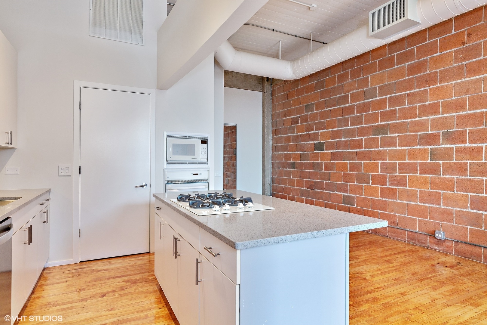 728 W JACKSON Boulevard Unit: 815
