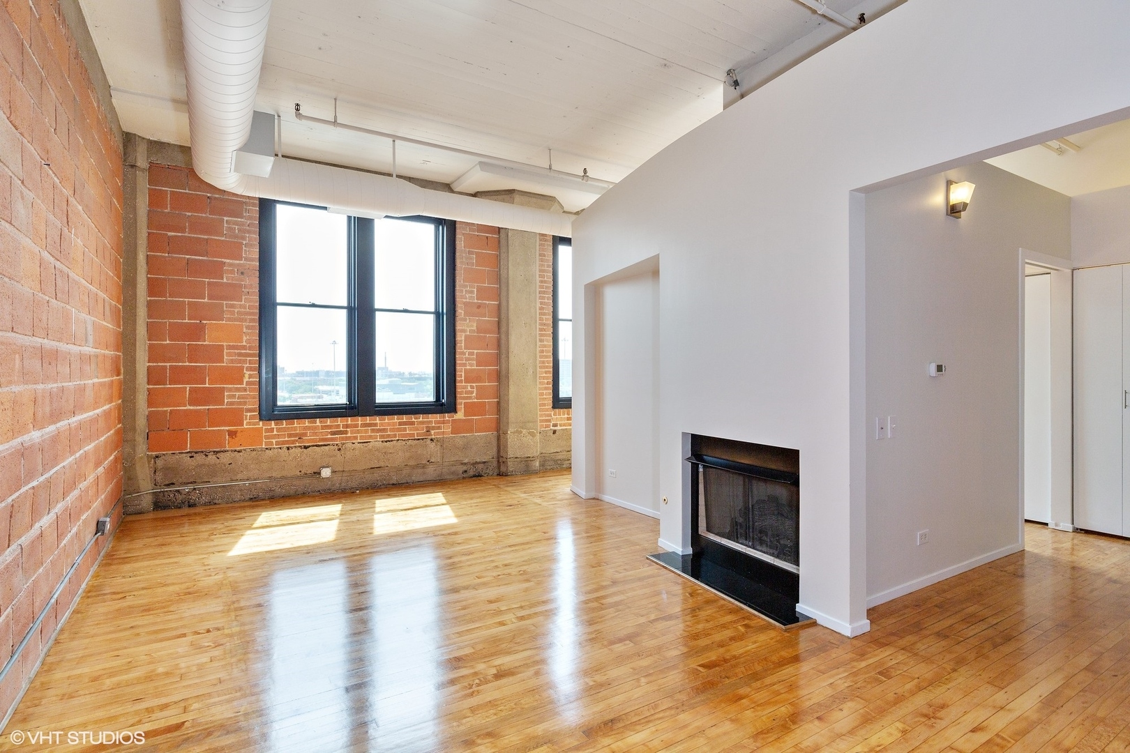 728 W JACKSON Boulevard Unit: 815