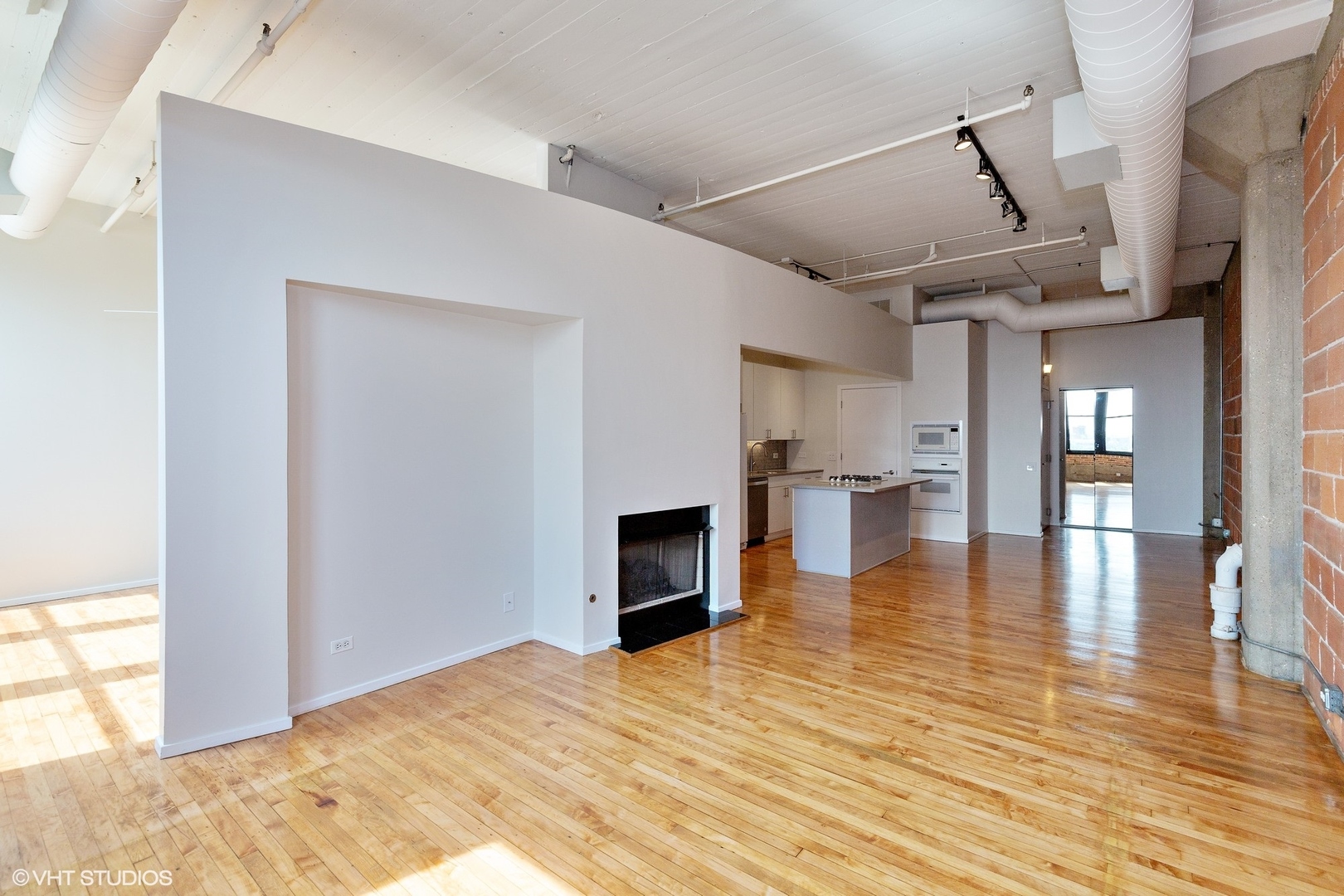 728 W JACKSON Boulevard Unit: 815