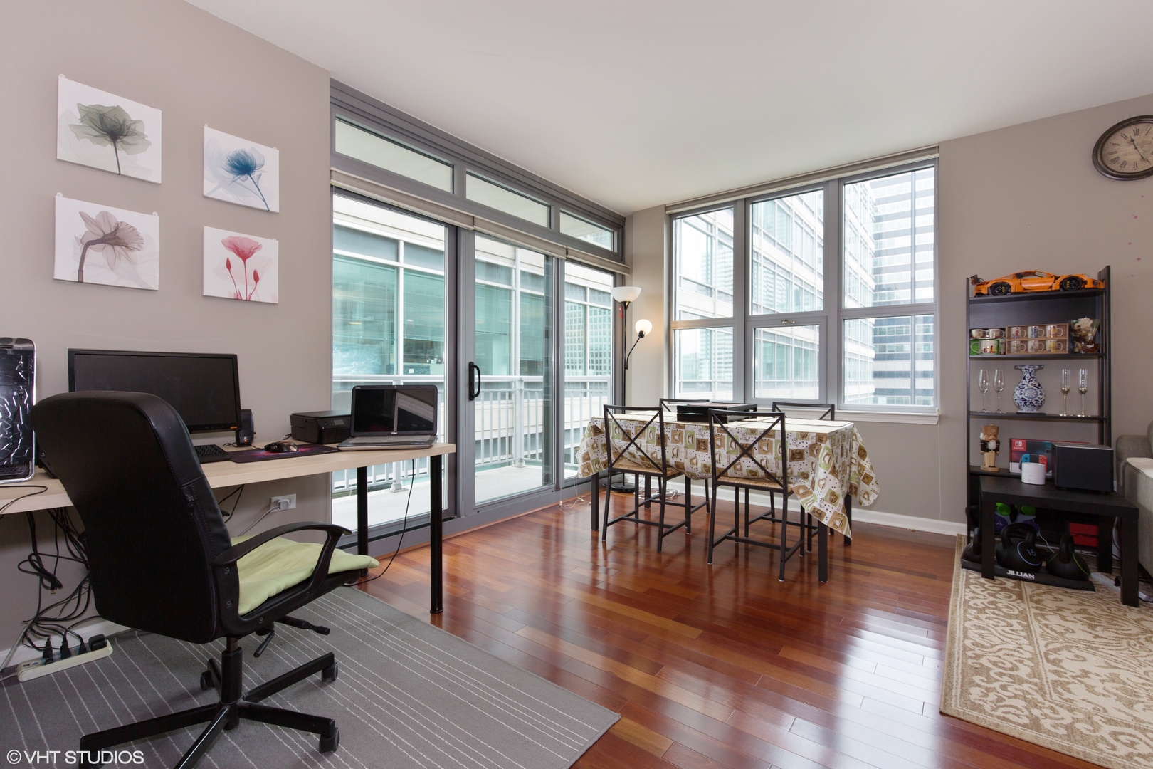 125 S JEFFERSON Street Unit: 1704