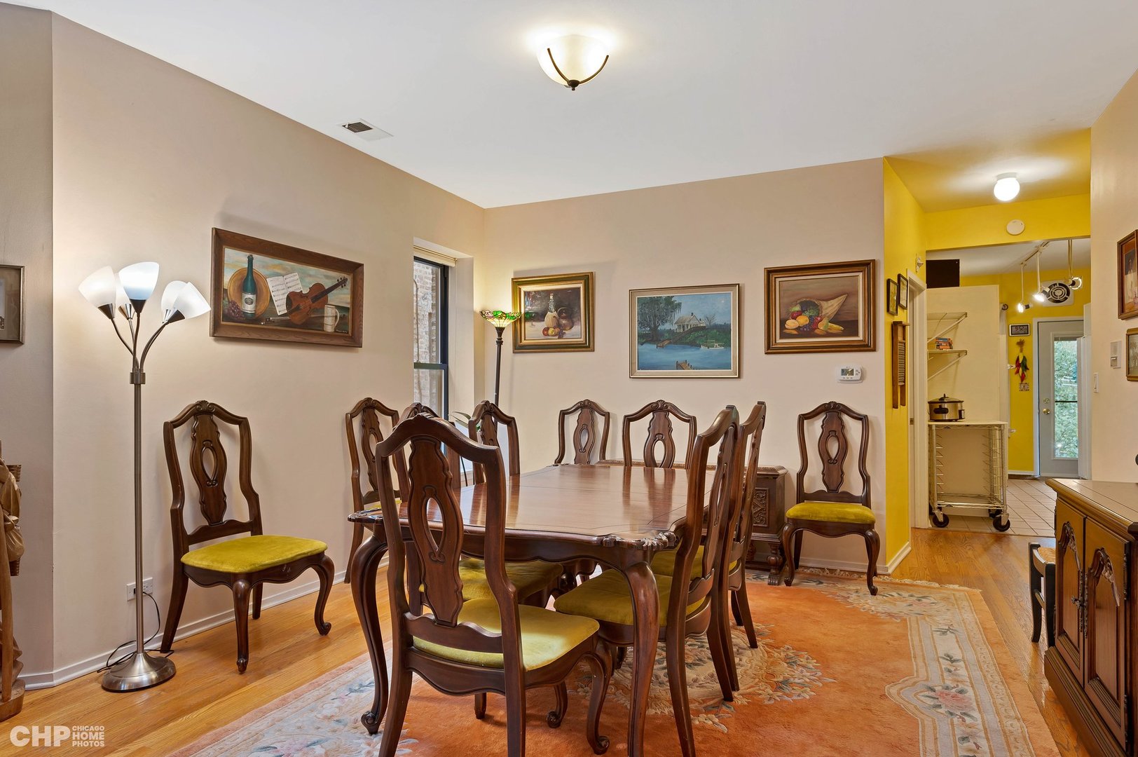 915 W Gunnison Street Unit: 3E