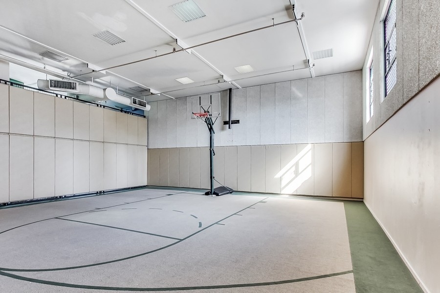 728 W Jackson Boulevard Unit: 610