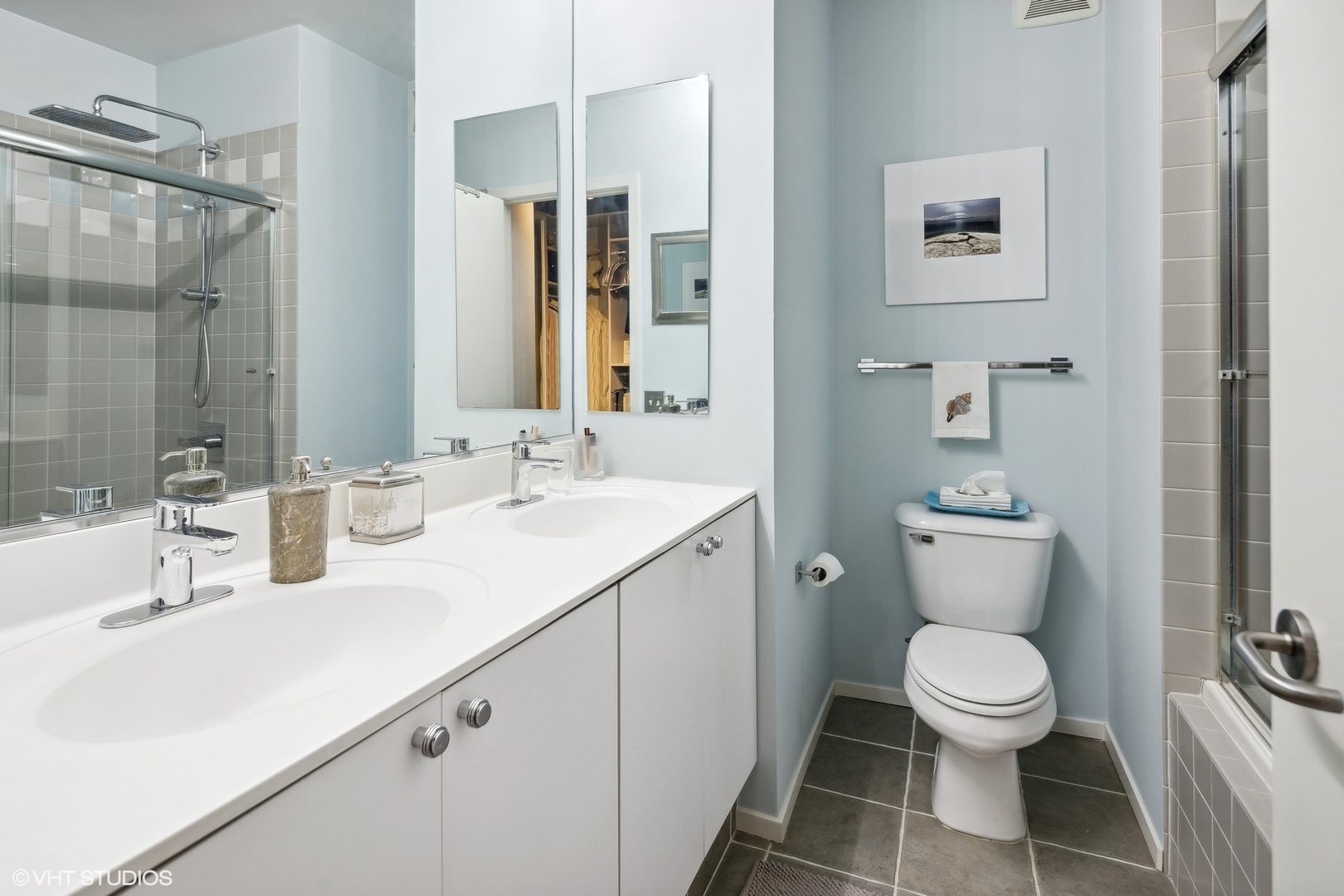 728 W JACKSON Boulevard Unit: 319