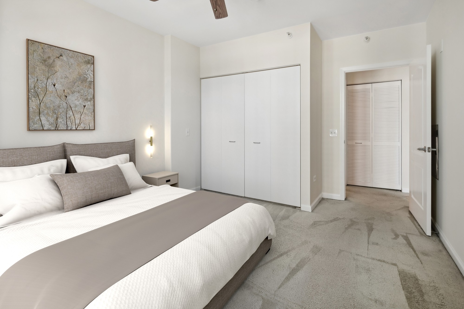 125 S Jefferson Street Unit: 903