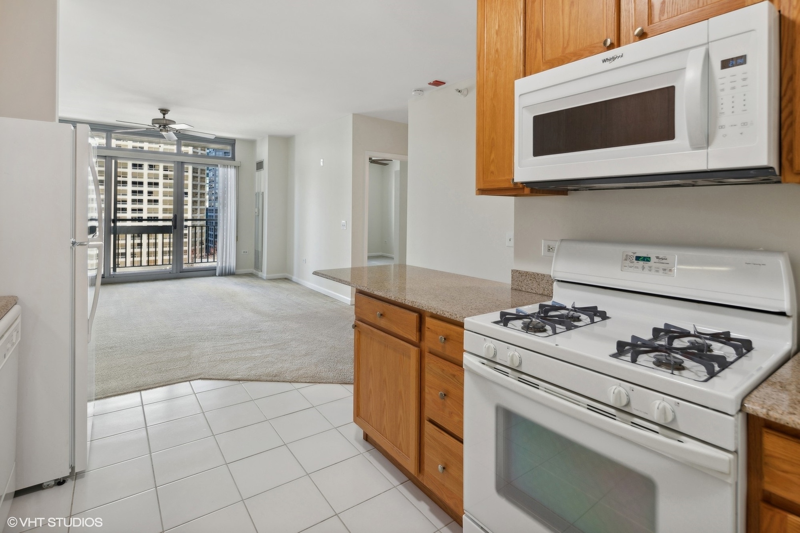 125 S Jefferson Street Unit: 903