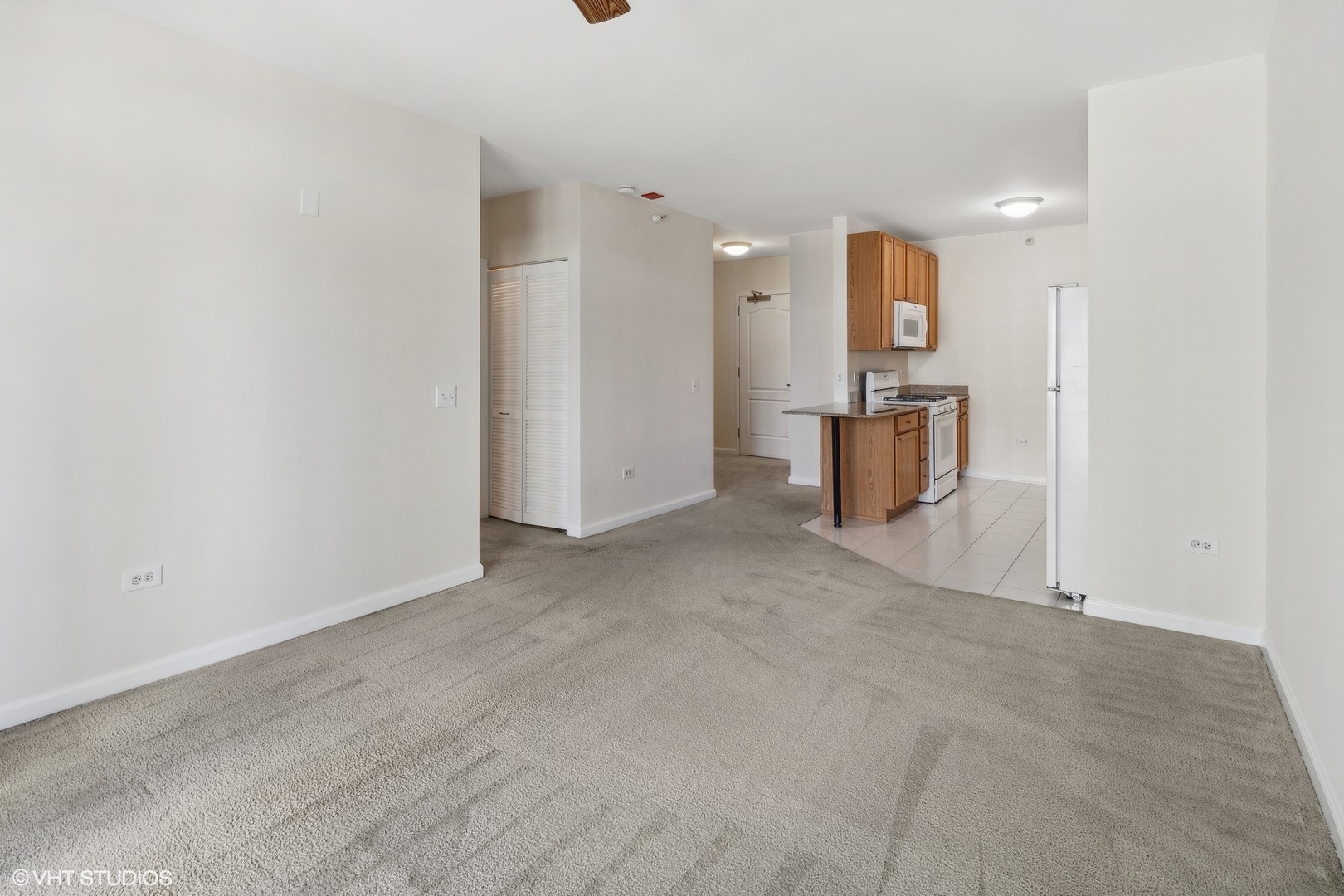 125 S Jefferson Street Unit: 903