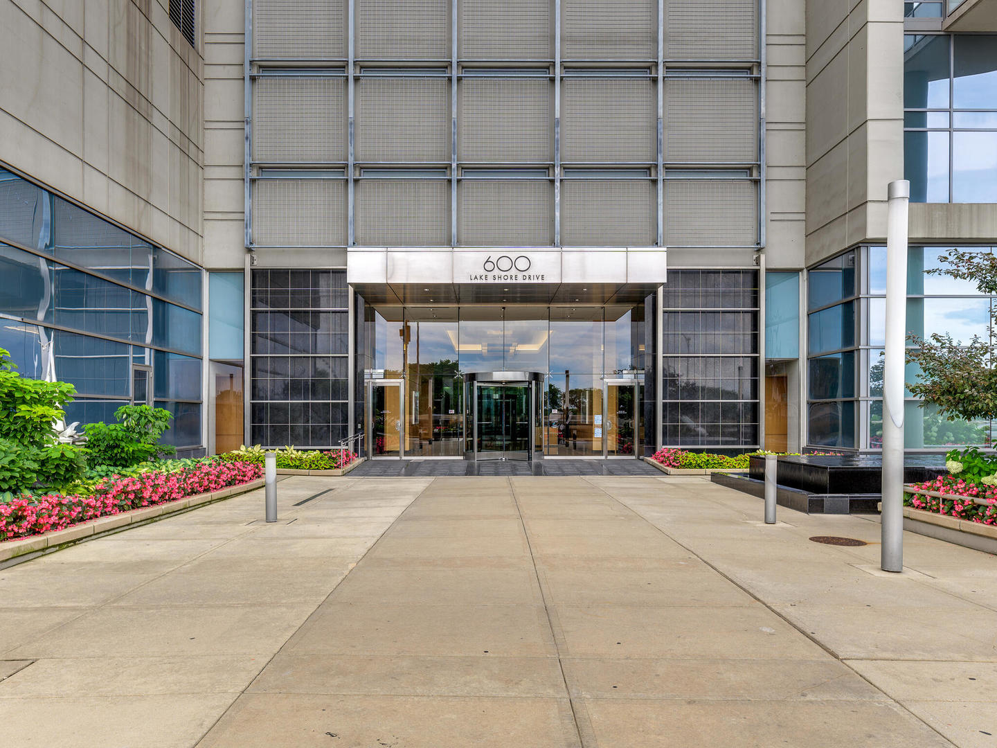 600 N Lake Shore Drive Unit: 3601