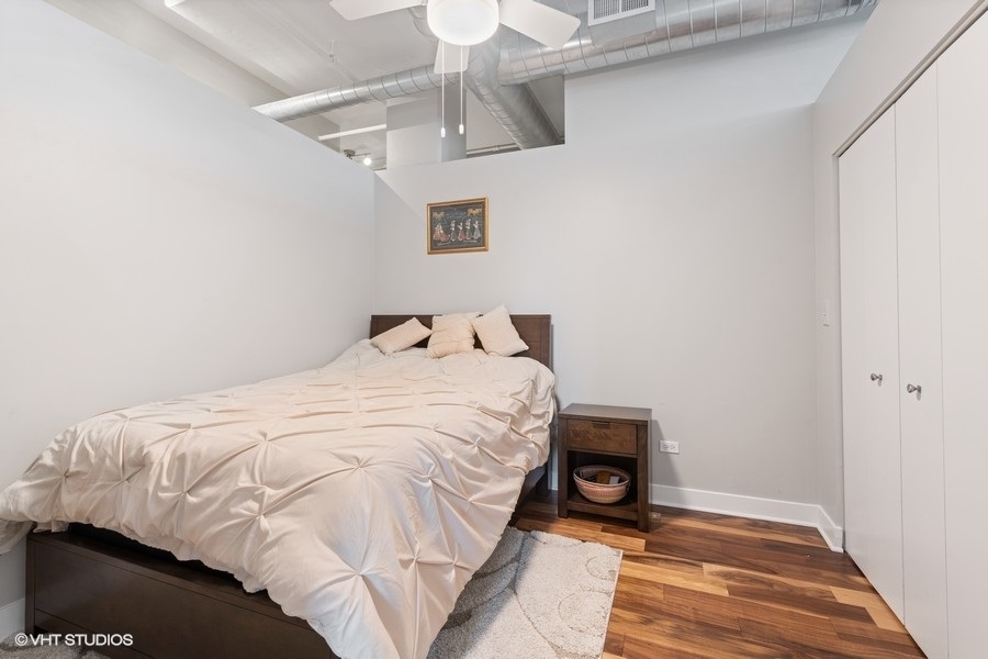 740 W Fulton Street Unit: 614