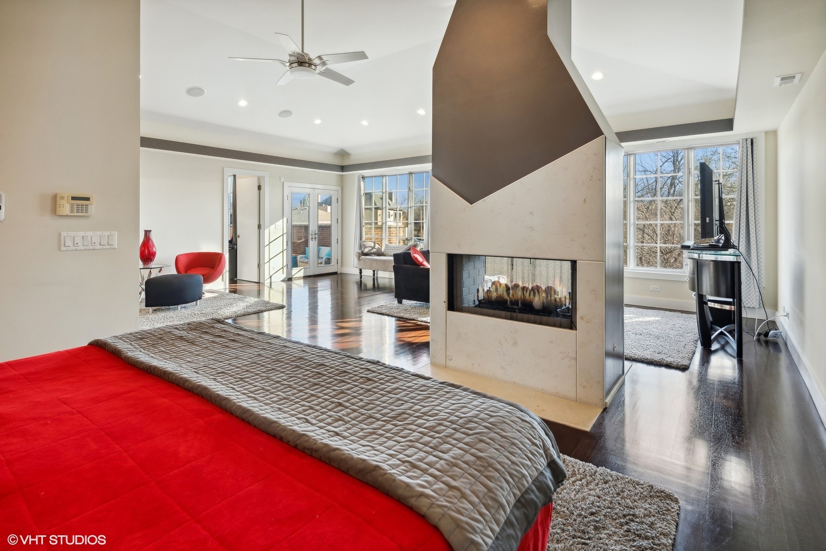 4756 W Bryn Mawr Avenue