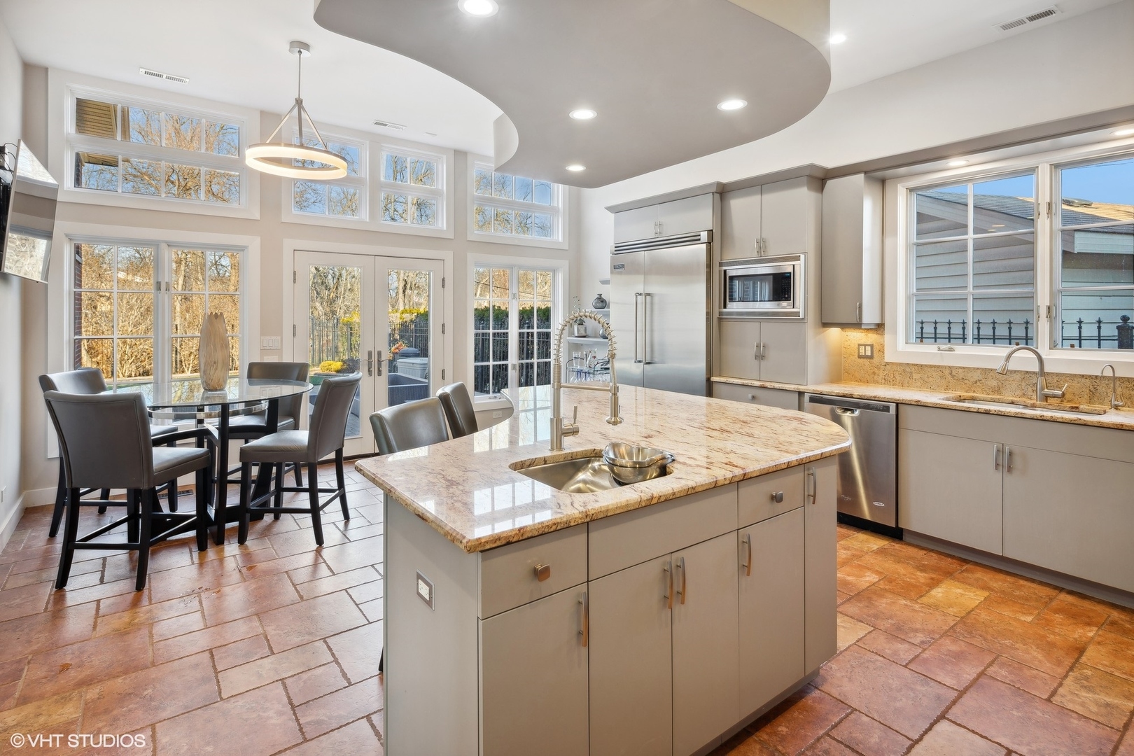 4756 W Bryn Mawr Avenue