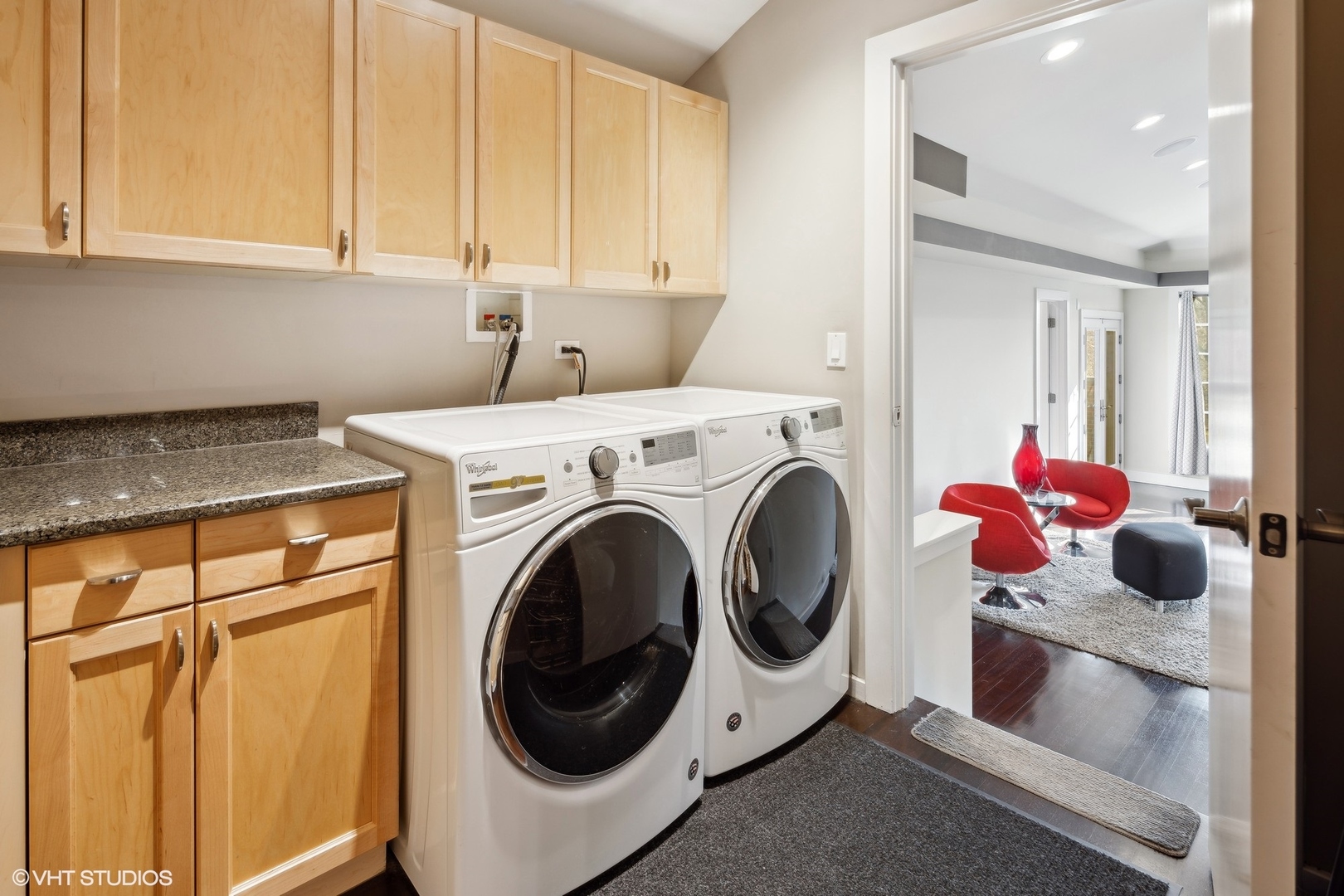 4756 W Bryn Mawr Avenue