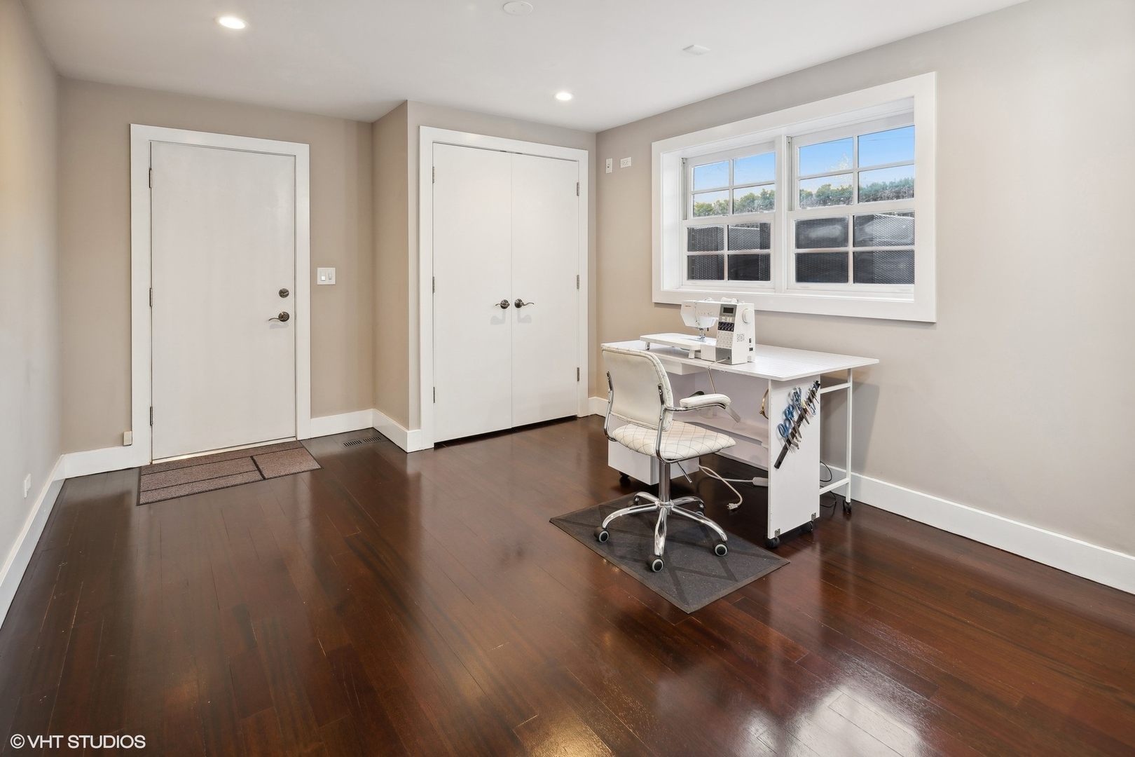 4756 W Bryn Mawr Avenue