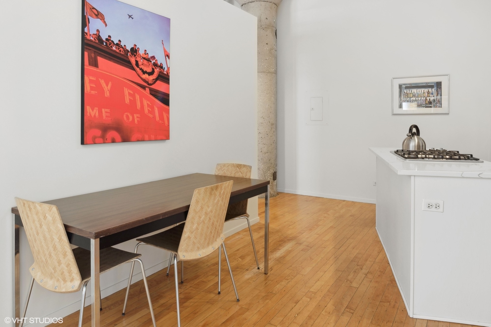 728 W Jackson Boulevard Unit: 810