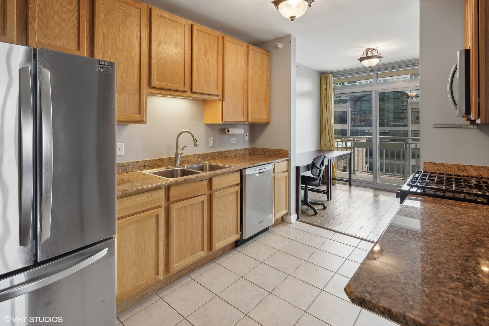 125 S JEFFERSON Street Unit: 1309