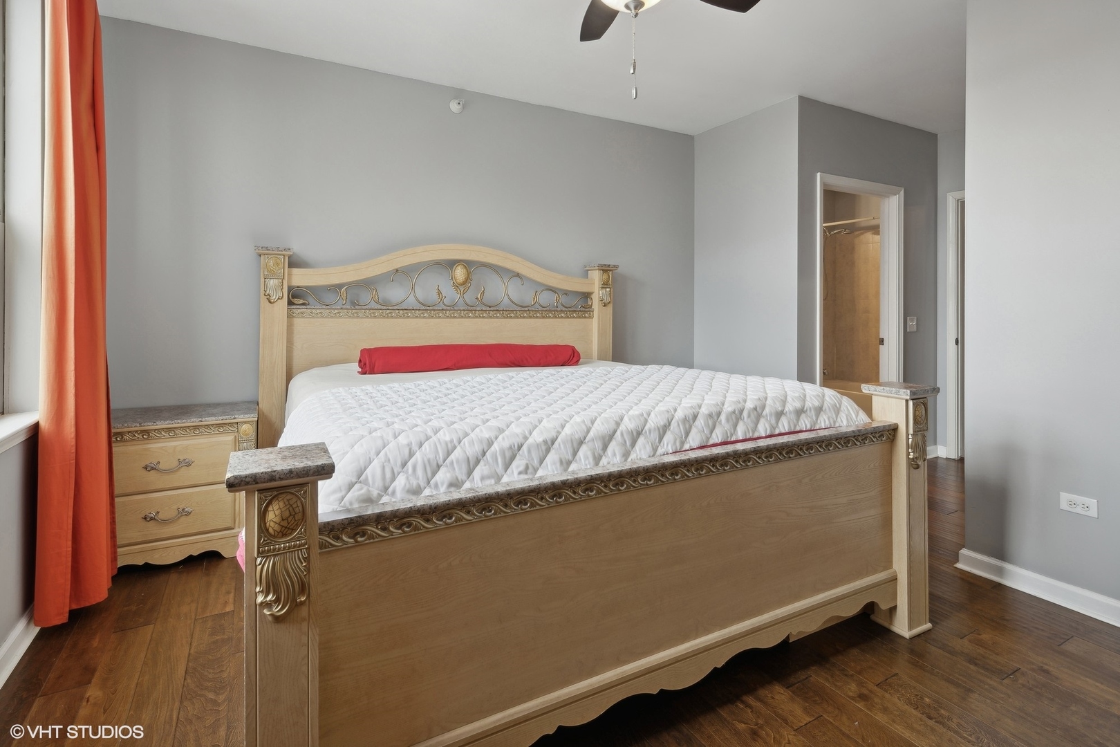 125 S JEFFERSON Street Unit: 1309