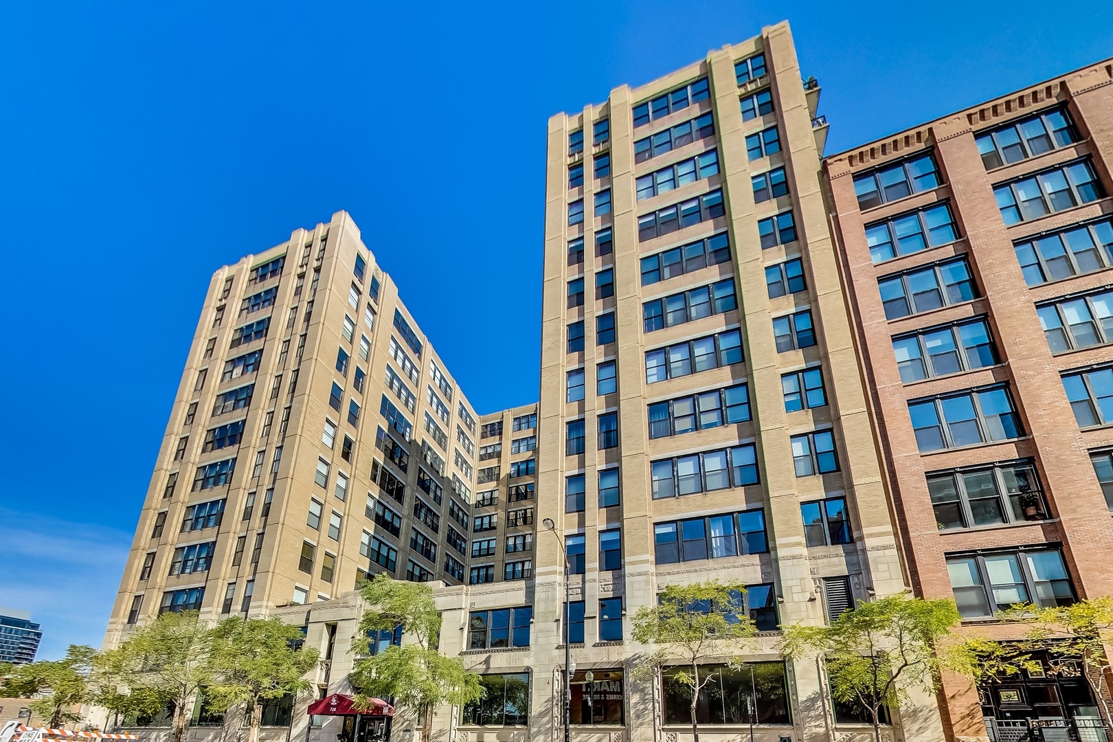 728 W Jackson Boulevard Unit: 1009