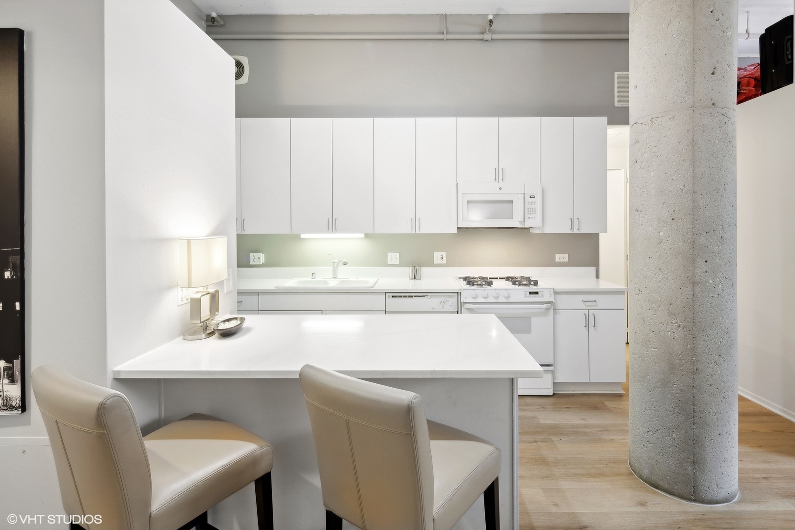 728 W Jackson Boulevard Unit: 1009