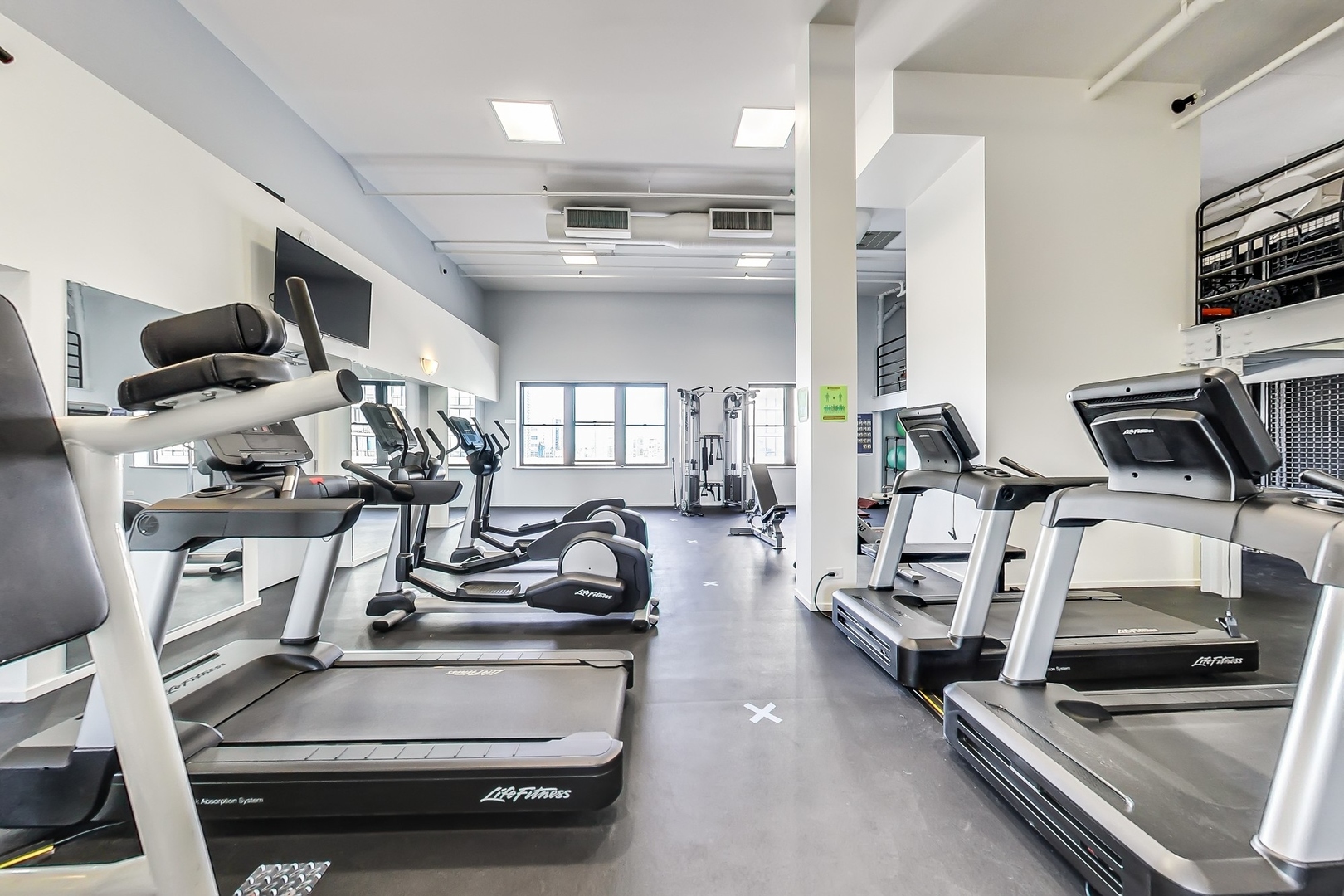 728 W Jackson Boulevard Unit: 1009