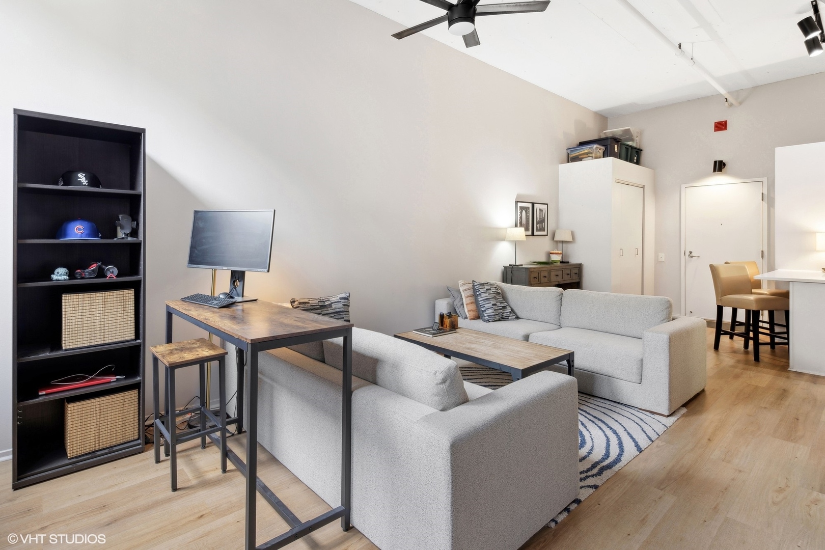 728 W Jackson Boulevard Unit: 1009