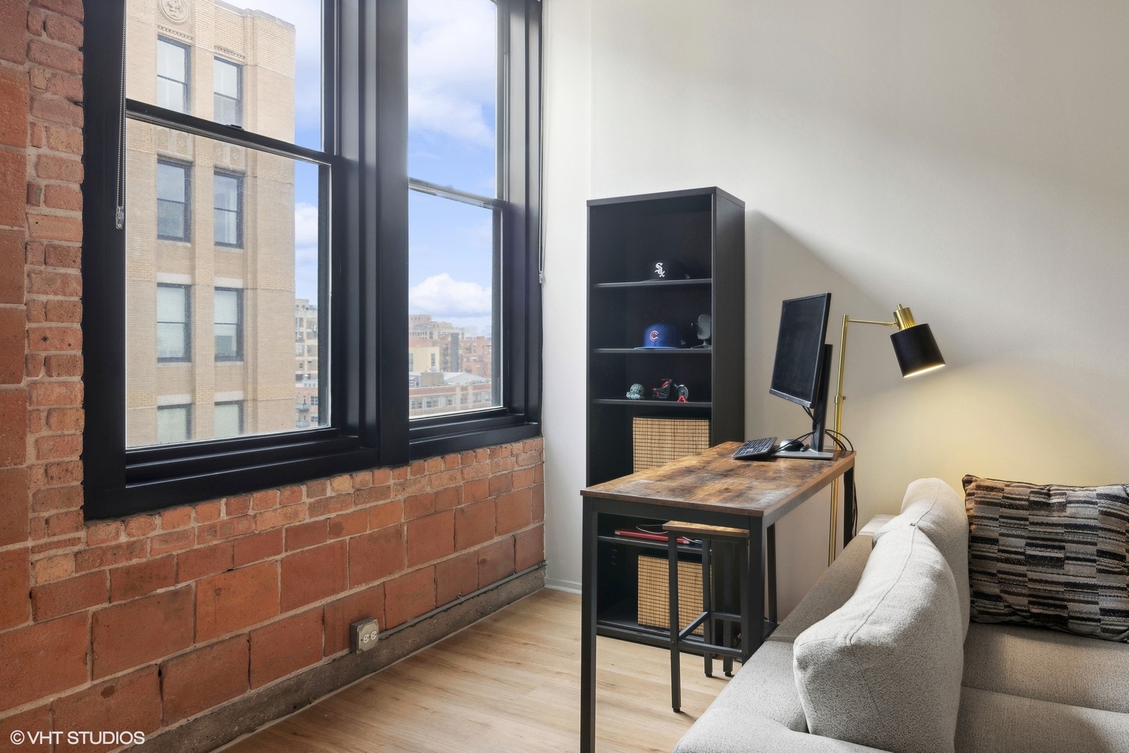 728 W Jackson Boulevard Unit: 1009