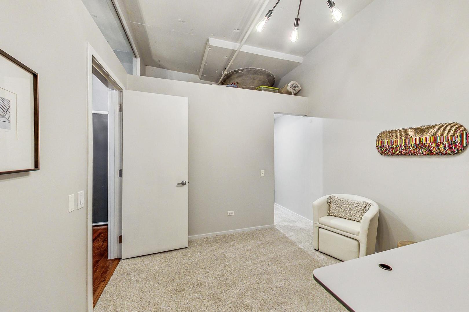 130 S Canal Street Unit: 225