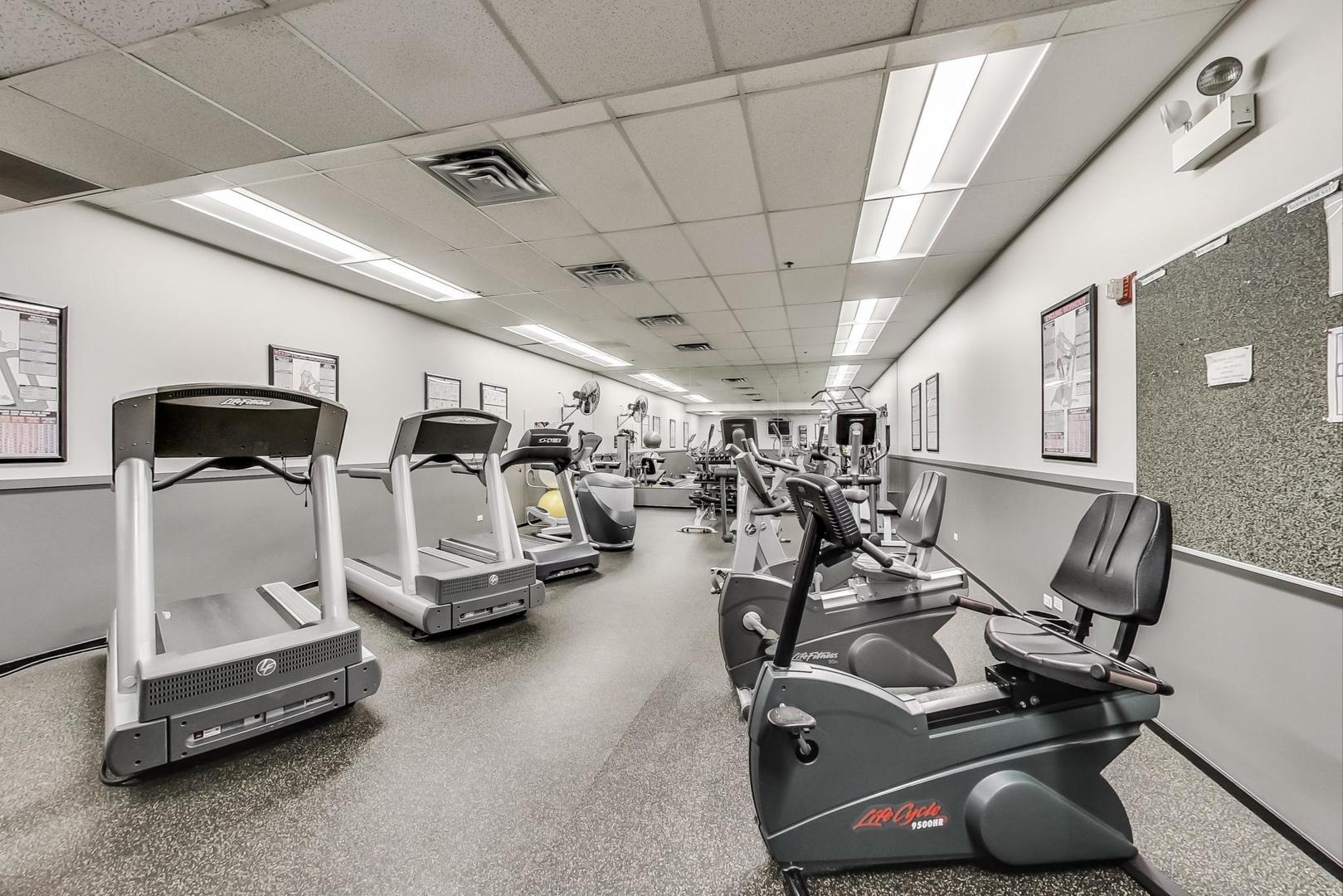 130 S Canal Street Unit: 225