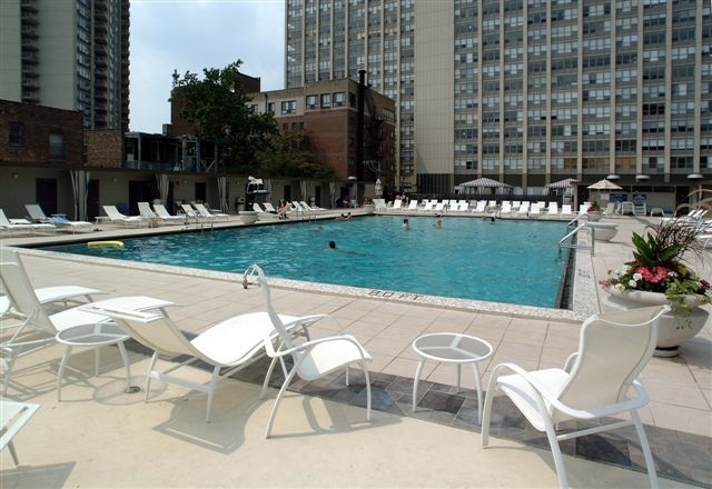 655 W Irving Park Road Unit: 4902