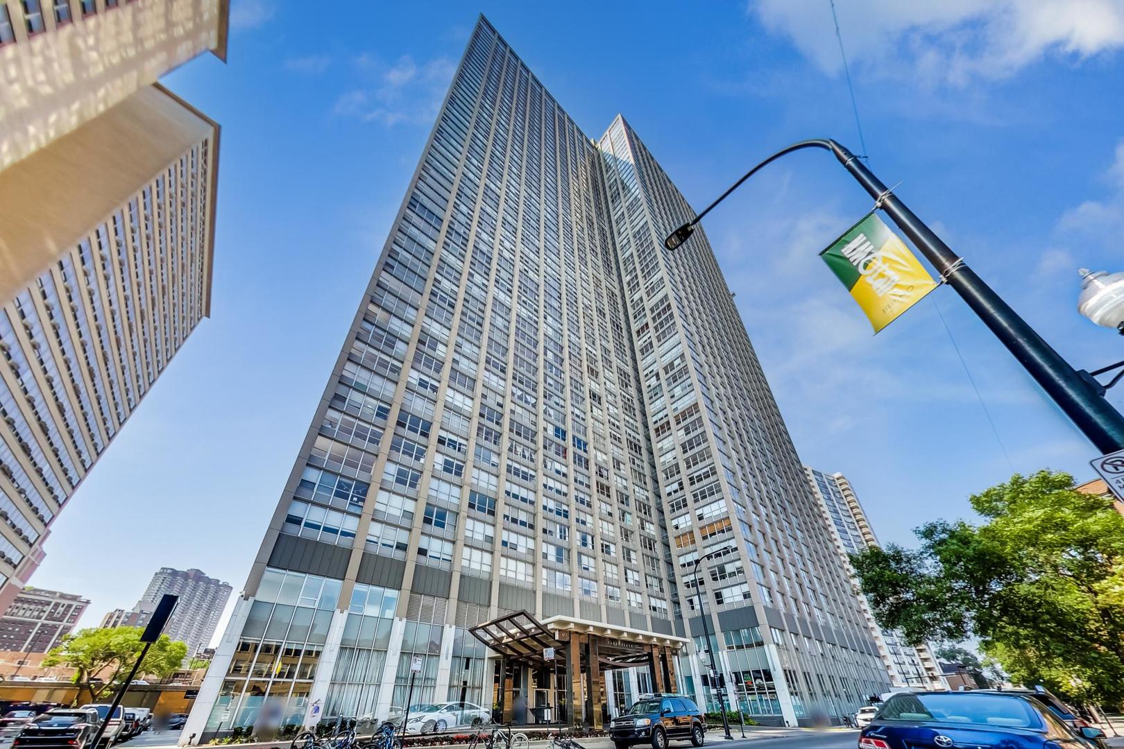 655 W Irving Park Road Unit: 4902