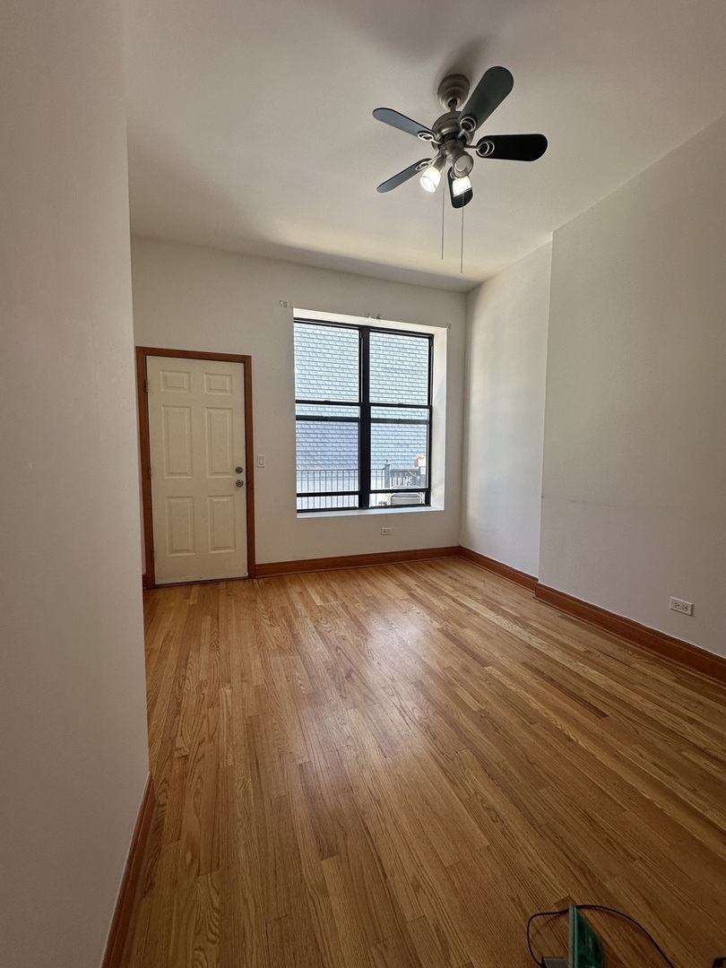 840 W ADAMS Street Unit: 3