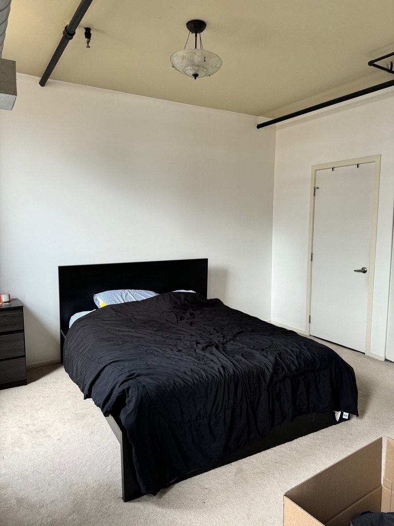 420 S CLINTON Street Unit: 703A