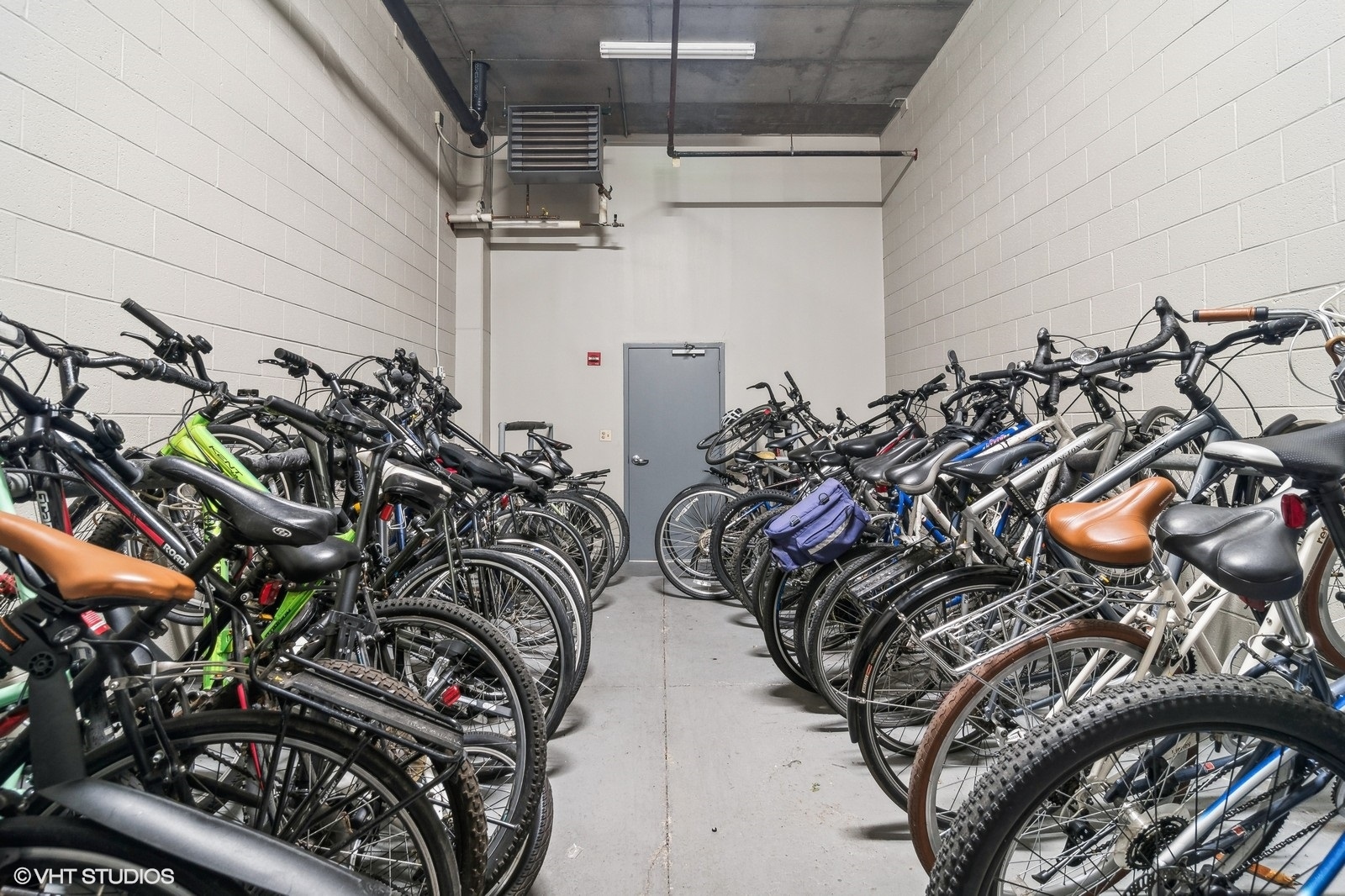 125 S Jefferson Street Unit: 3009