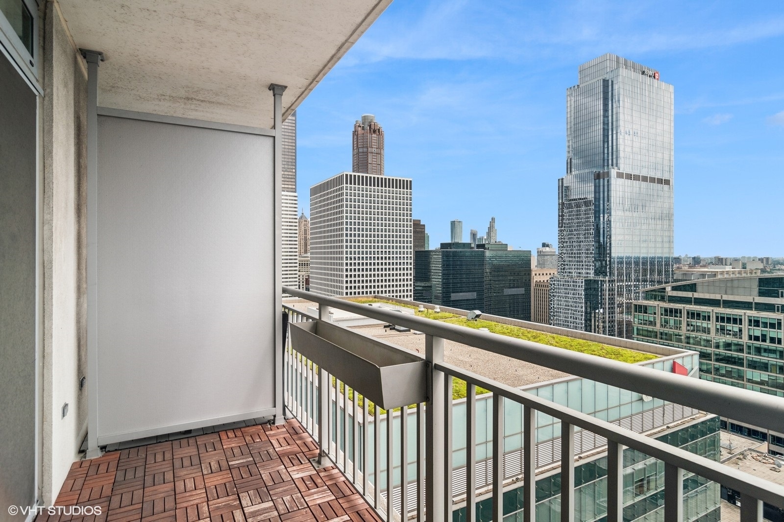 125 S Jefferson Street Unit: 3009