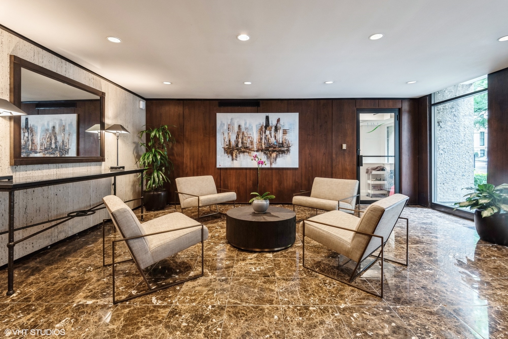 1 E Scott Street Unit: 409