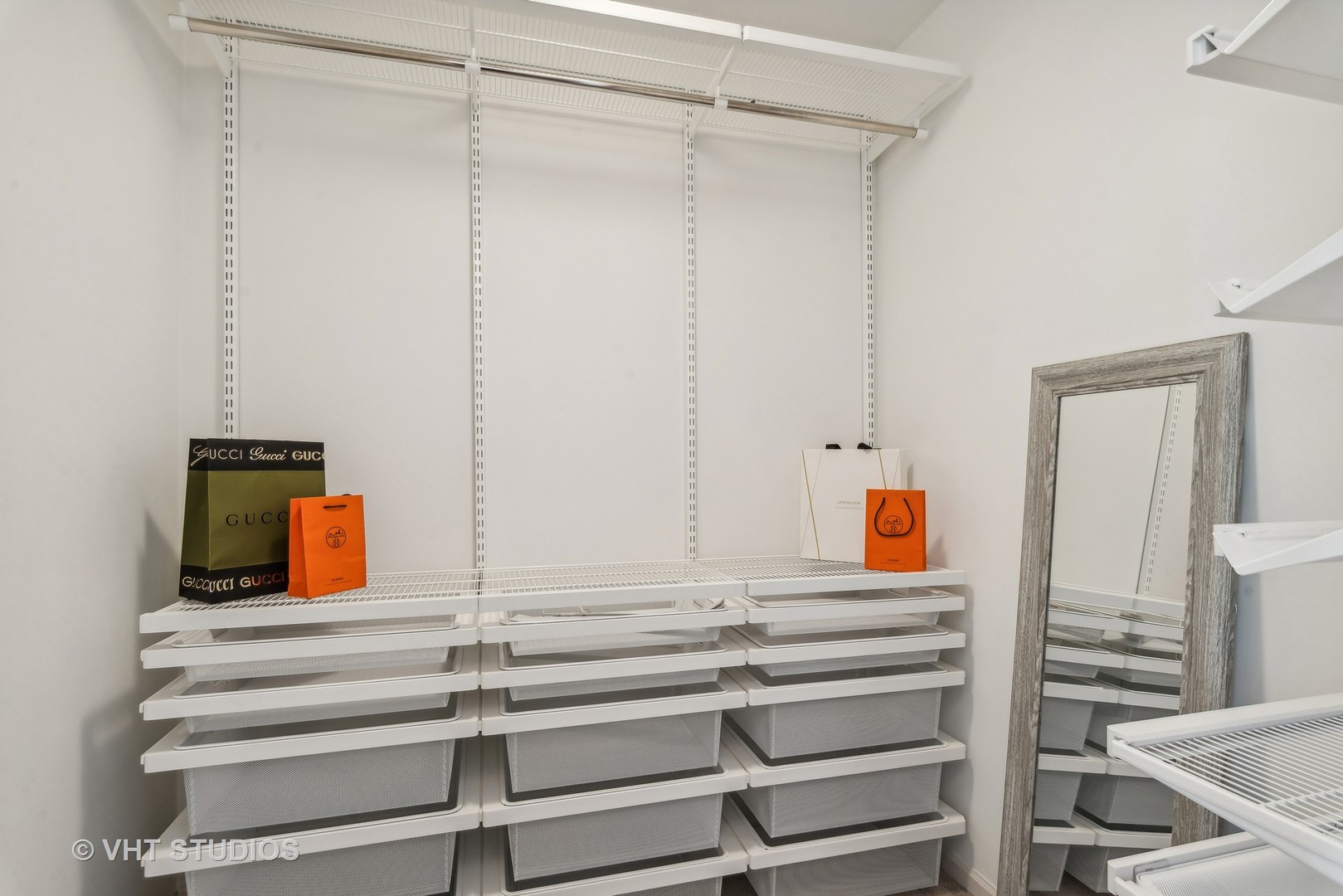 111 E CHESTNUT Street Unit: 45A