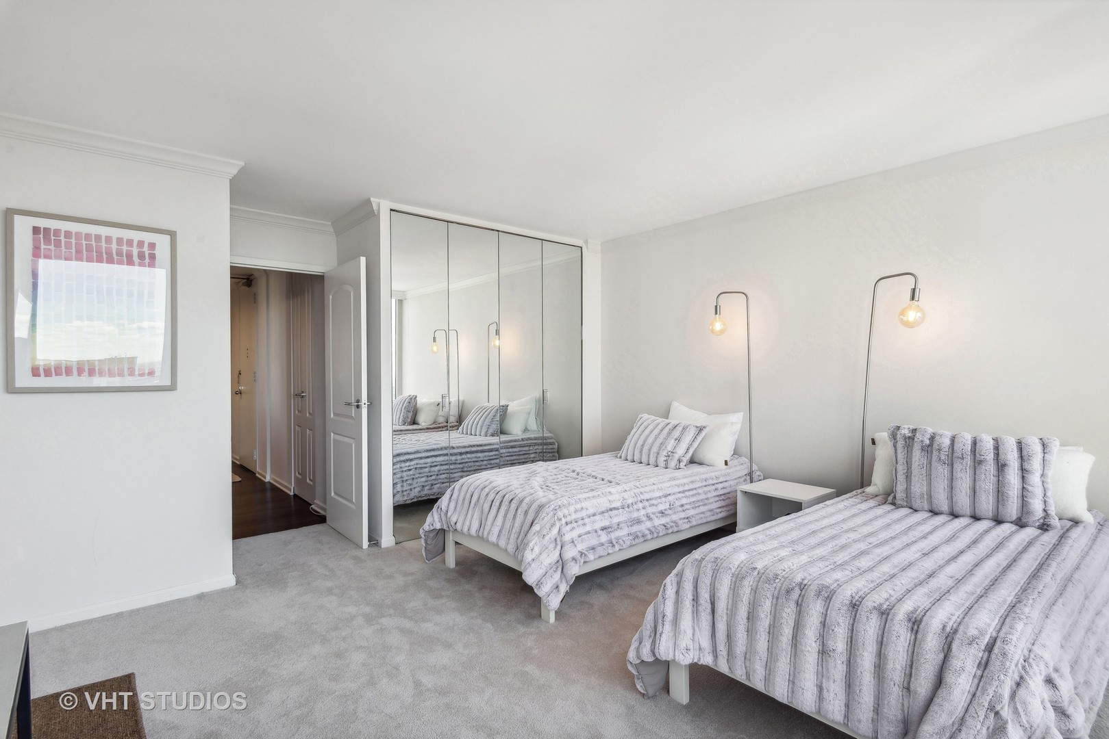 111 E CHESTNUT Street Unit: 45A