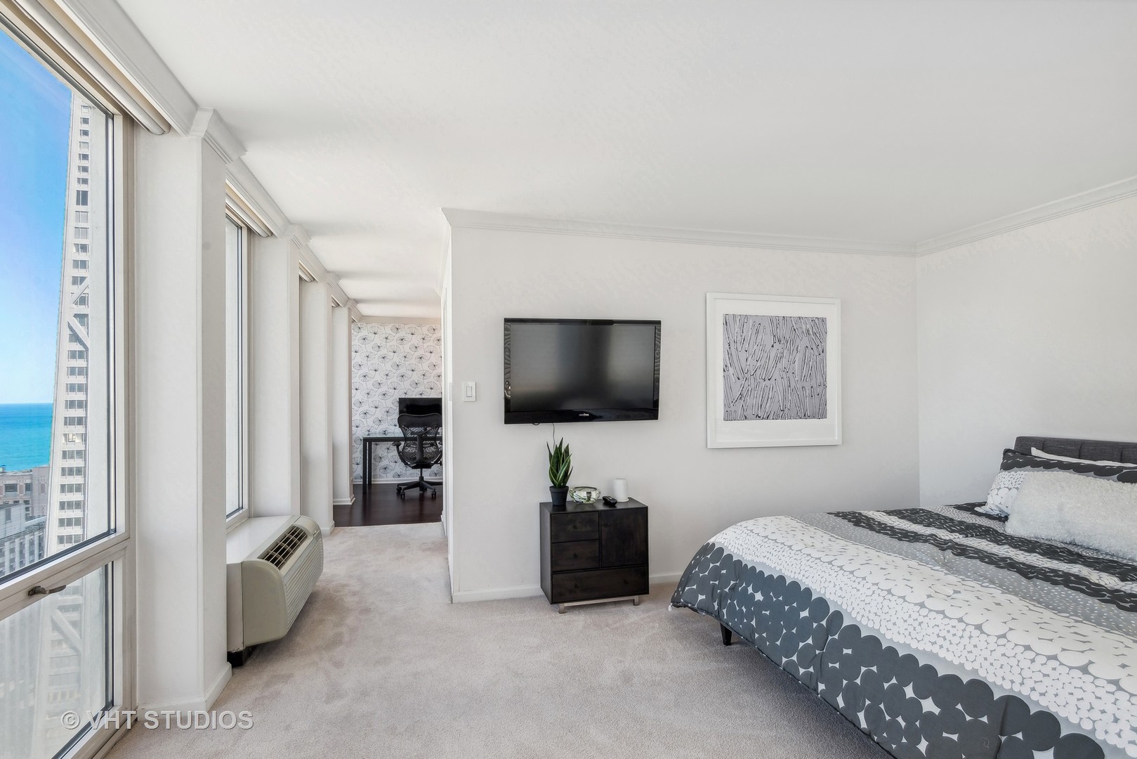 111 E CHESTNUT Street Unit: 45A