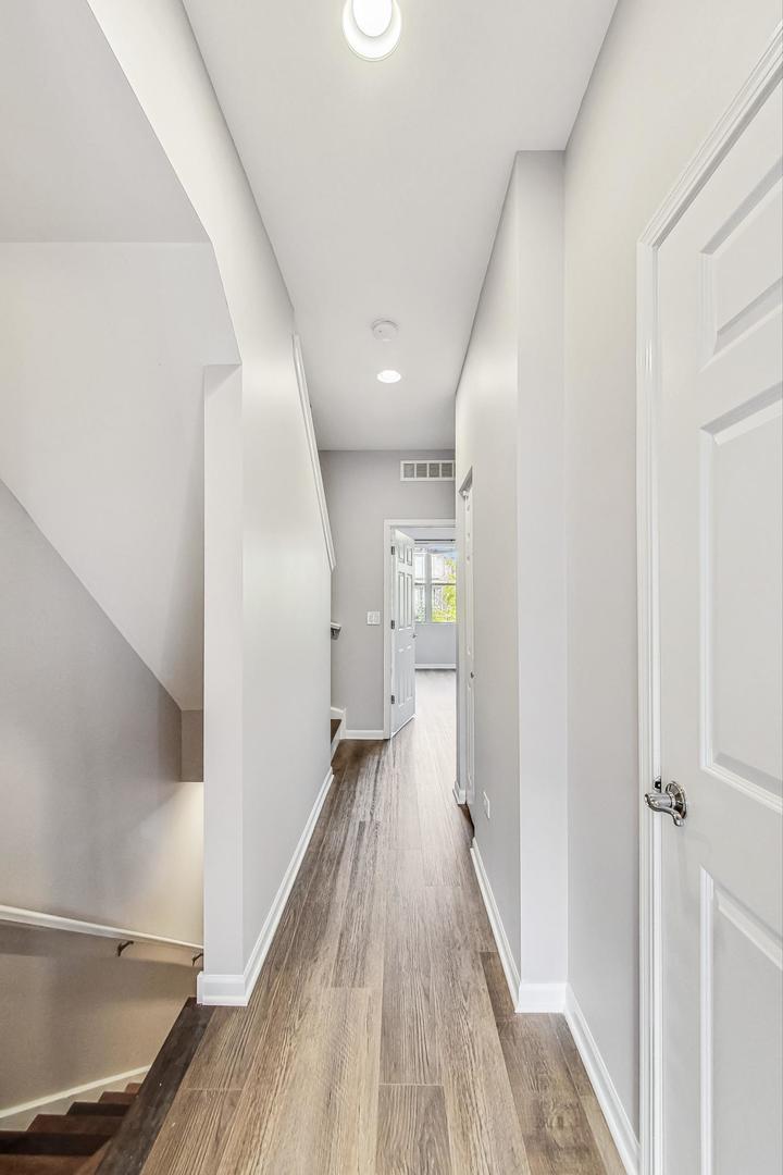 2505 S Calumet Avenue