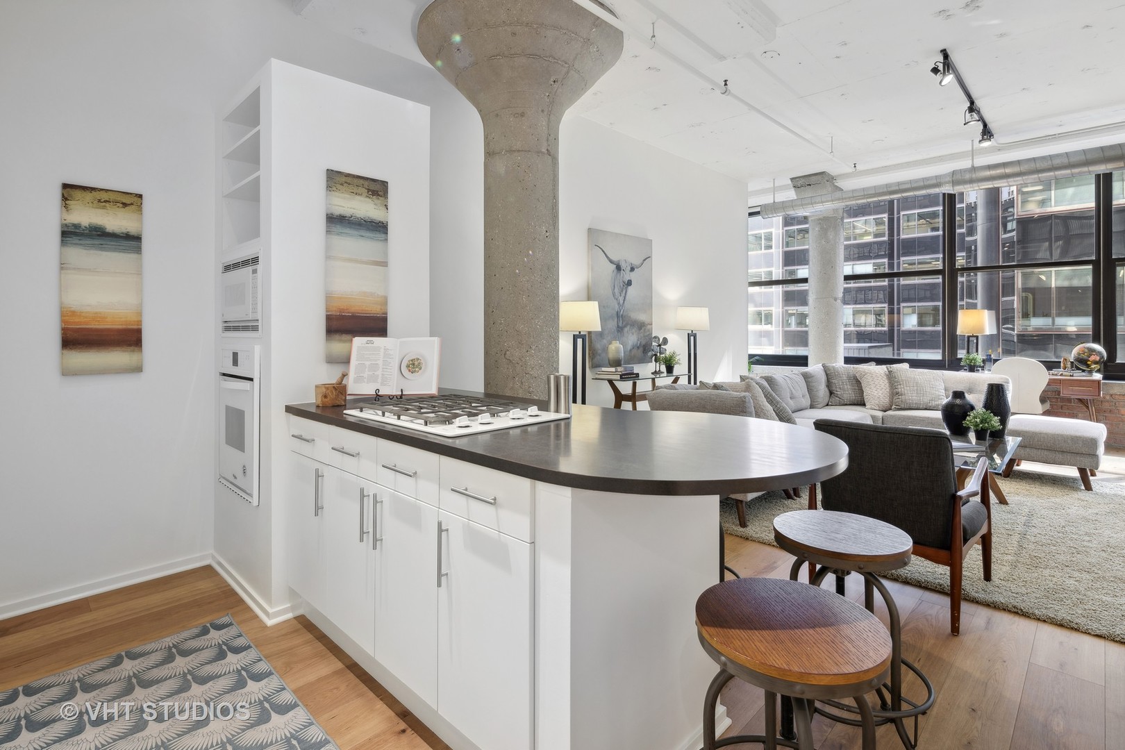 130 S Canal Street Unit: 309