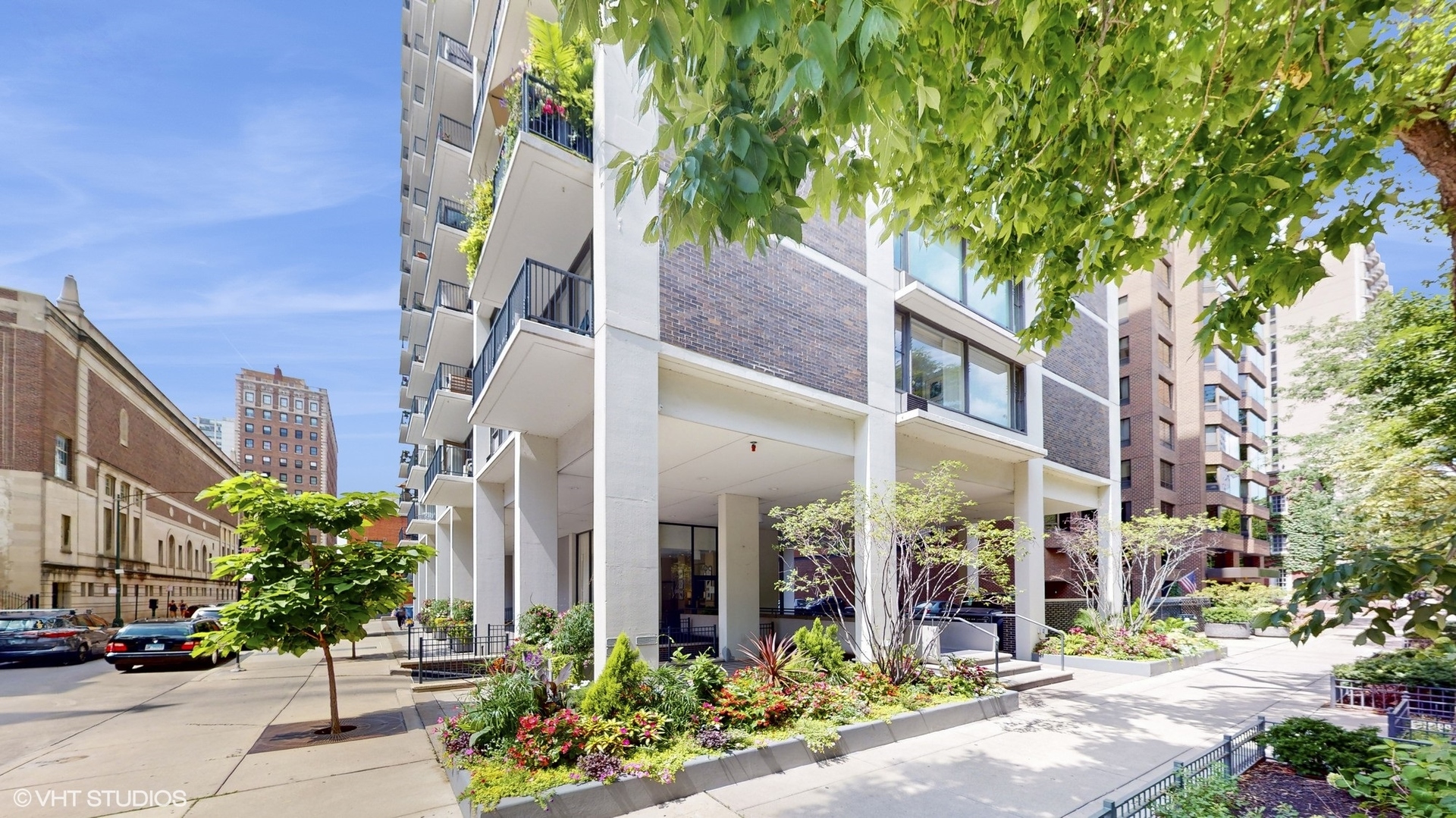 1400 N State Parkway Unit: 3B