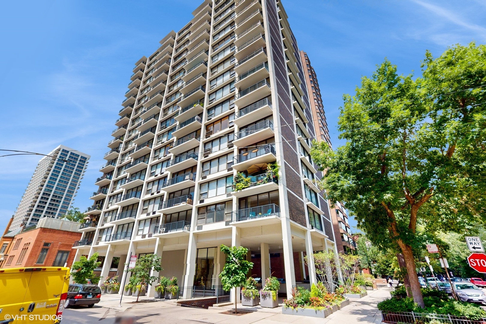 1400 N State Parkway Unit: 3B