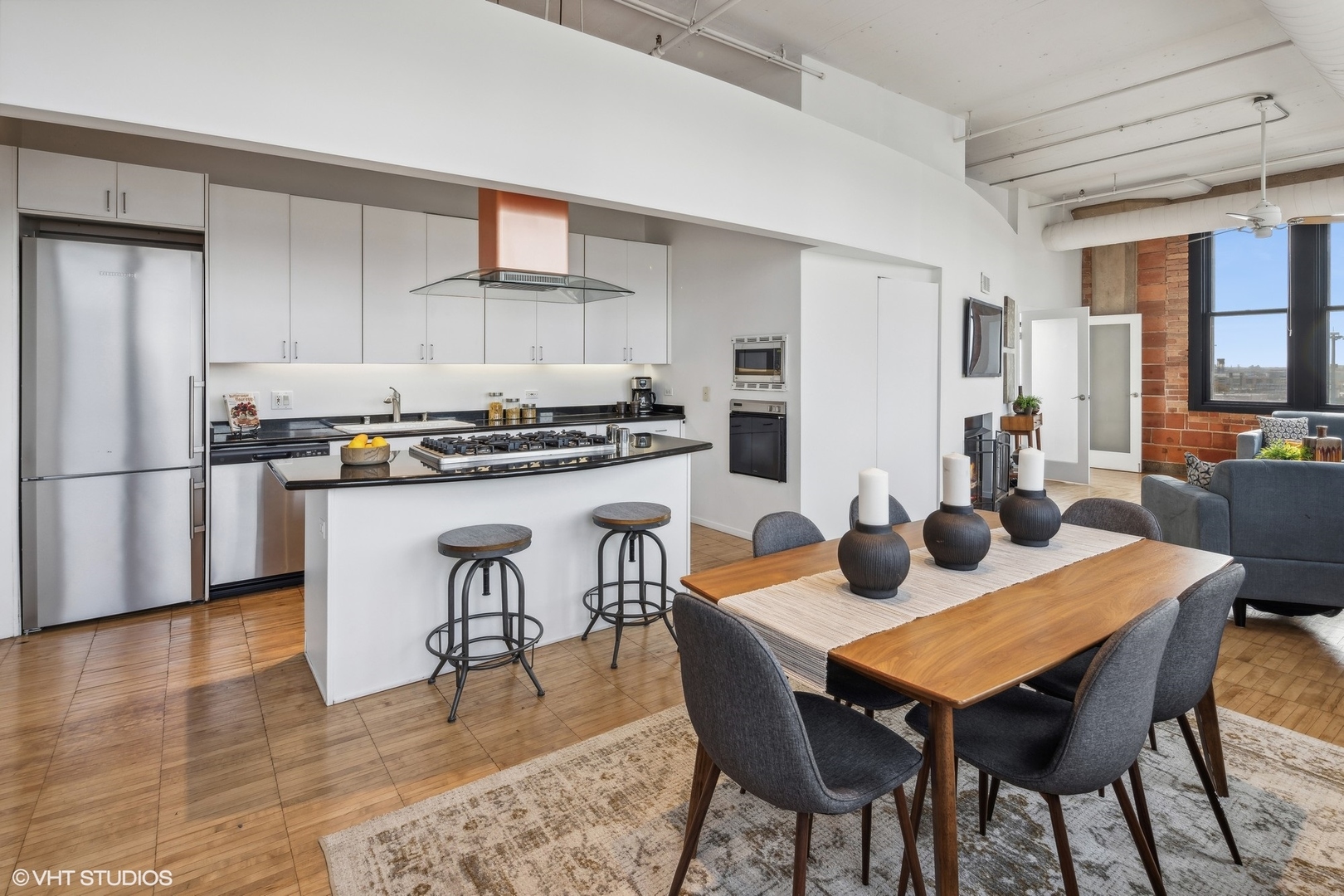 728 W Jackson Boulevard Unit: 1007