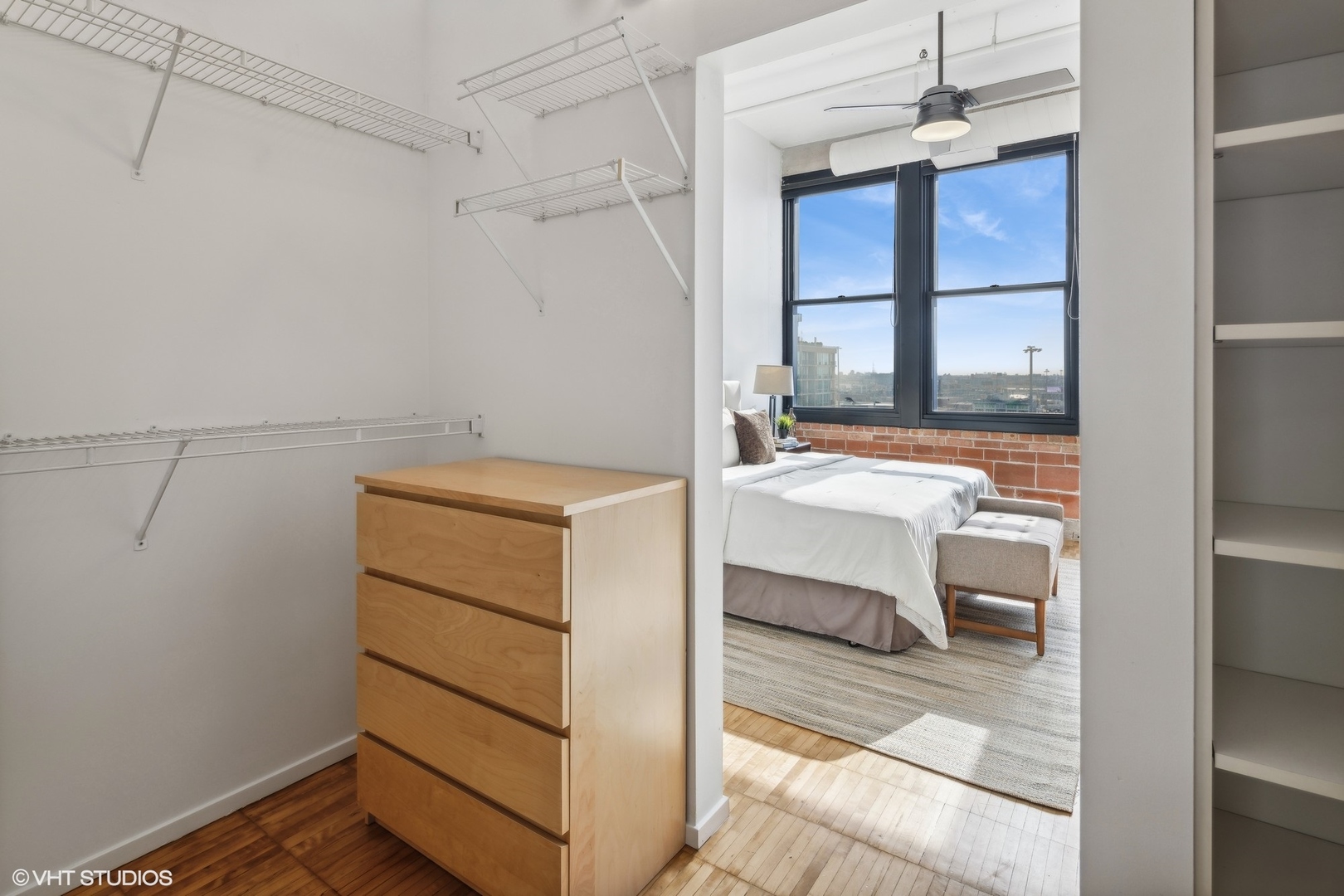 728 W Jackson Boulevard Unit: 1007